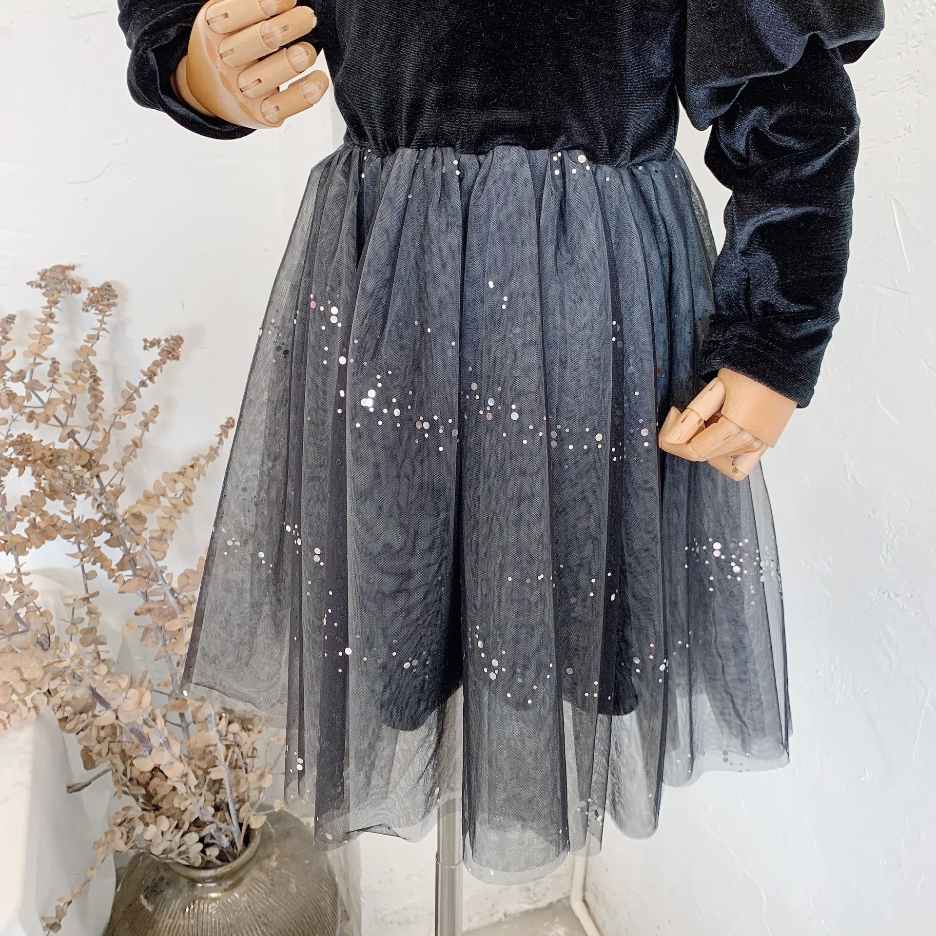 Dívčí Šaty 2020 Zimní Nový Elegantní Korean Plus Sametové Nadýchané Gázu Sukně dětské Oblečení Sametu Princezna Šaty Pro Dívky 2
