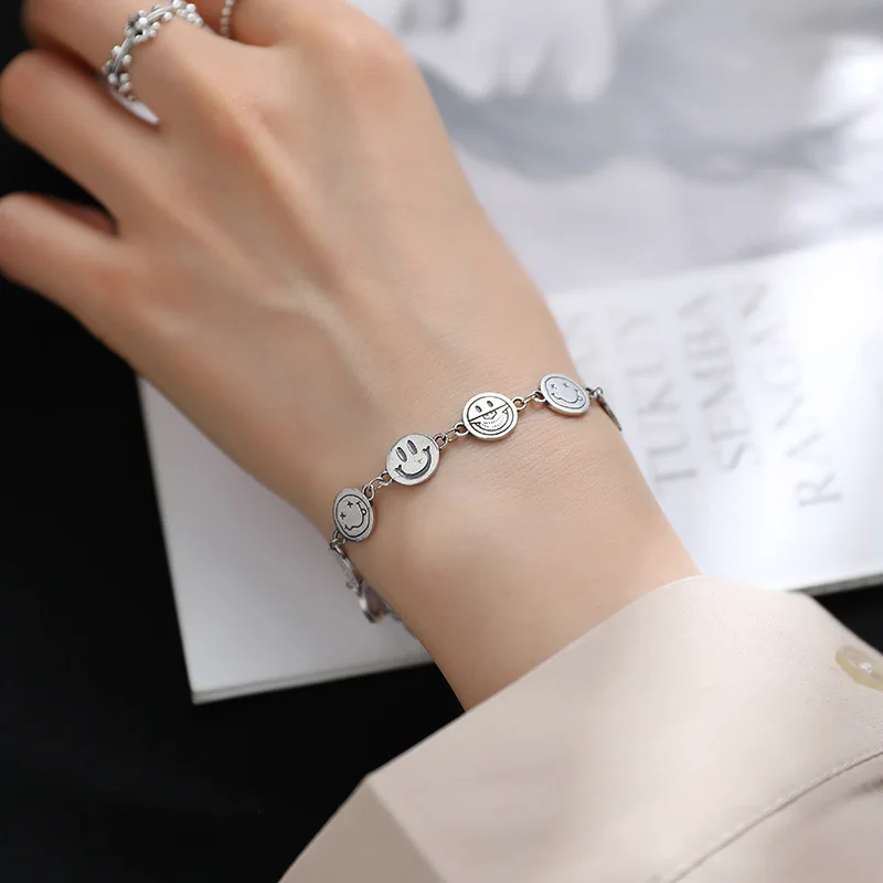 25 stříbrné úsměv přívěsek srdce odkaz řetěz ženy náramky okouzlující korálky náramek módní šperky 1