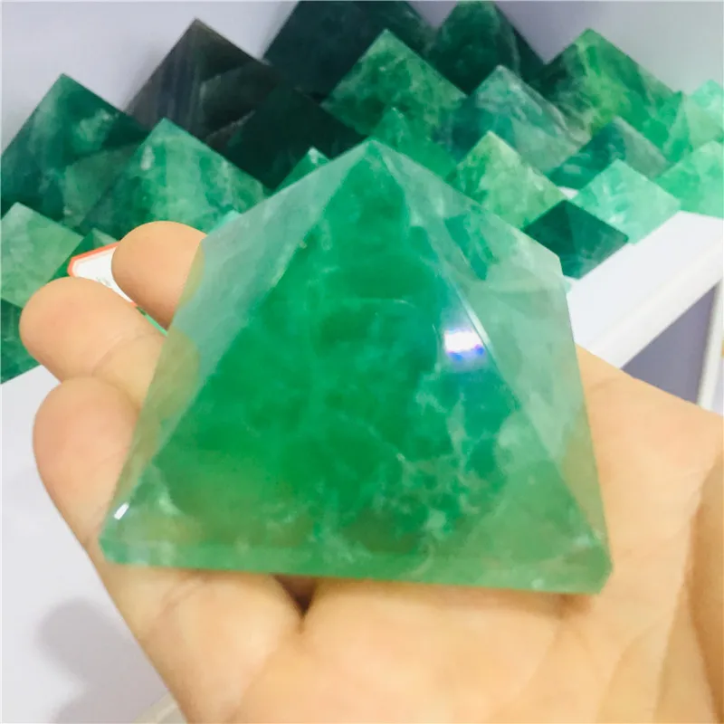 4cm přírodní kámen zelený fluorit, křemen aura pyramida léčba 2