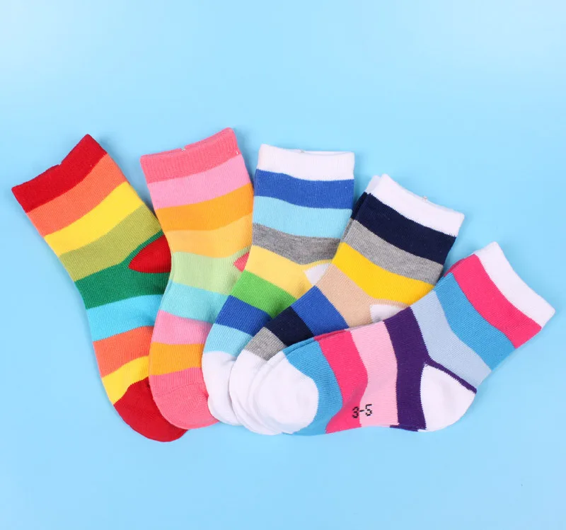 5 Párů / Lot Dívky Chlapce Ponožky rainbow color fotbal ponožky dětské Pruhované Bavlněné dětské zimní teplé ponožky děti ponožky 2-12y 5
