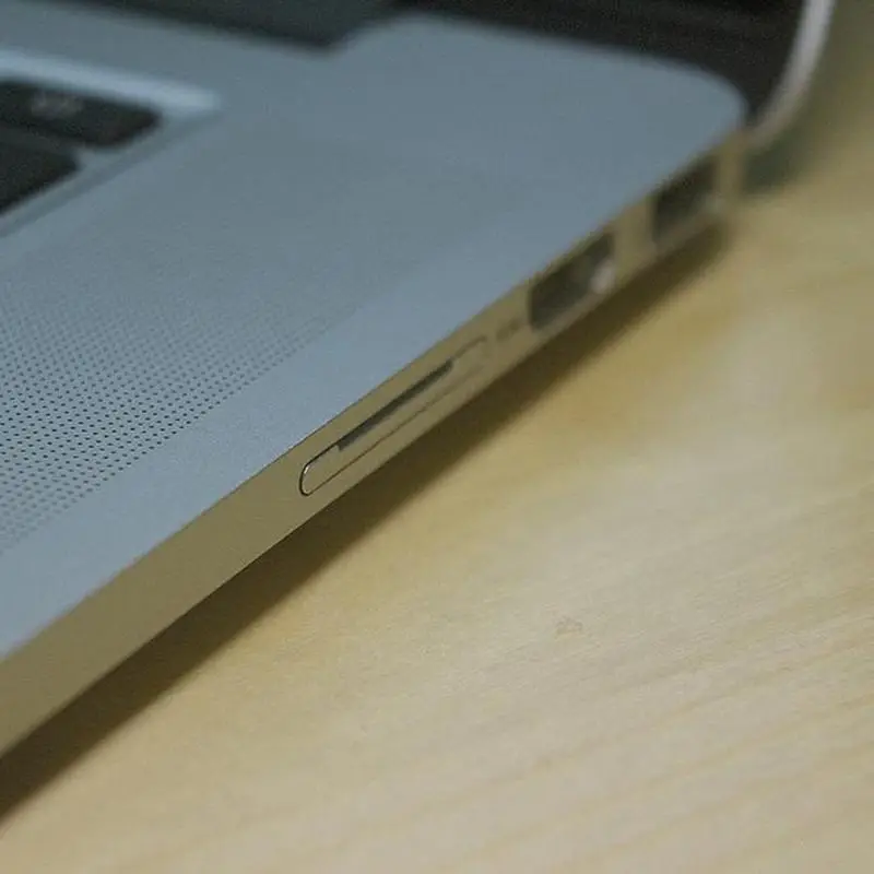 Baseqi Kovové MiniDrive Adaptér pro Karty microSD/TF Reader For Macbook Pro Retina 13inch 2012 2013 Notebooku 303A NinjaDrive 1