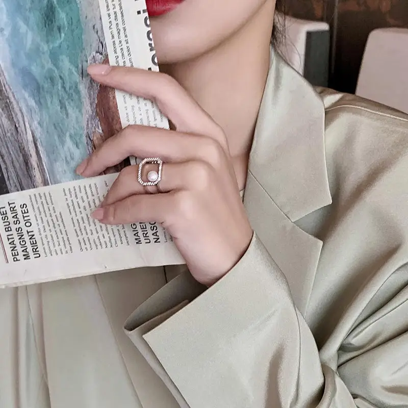 Design Classic Gold vydlabat Náměstí Perla Prsteny Pro Ženy 2020 Nové Módní korejský Šperky Svatební Party Dívka je Neobvyklé Kroužky 3