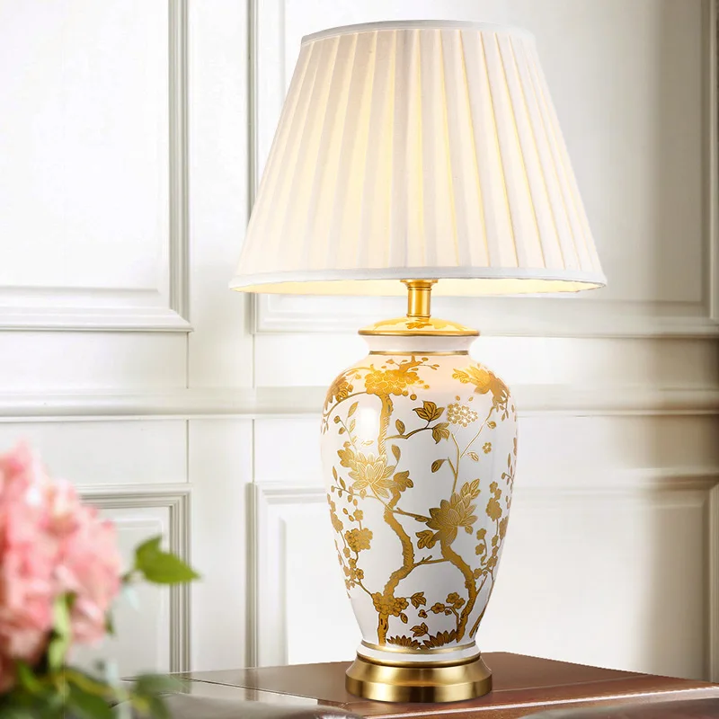 Měď stolní lampy Americký styl pro obývací pokoj Jingdezhen keramické luxusní lampa Ložnice noční lampičky zdobené led lampy 2
