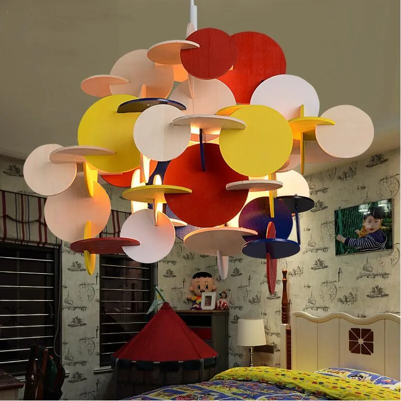 Normann Bau Lampa Nordic Creative Multi barevné dřevěné přívěsek světla lampy Děti Dítě pokoj obývací pokoj roztomilé dřevěné závěsné osvětlení 3