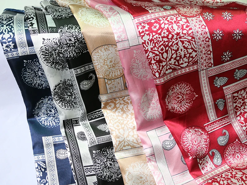 Po Metru Soft Hedvábný Satén Tkaniny Retro Paisley Kostkované Patchwork charmeuse Polyester Materiál Podšívka Diy Šátek Textilní 4