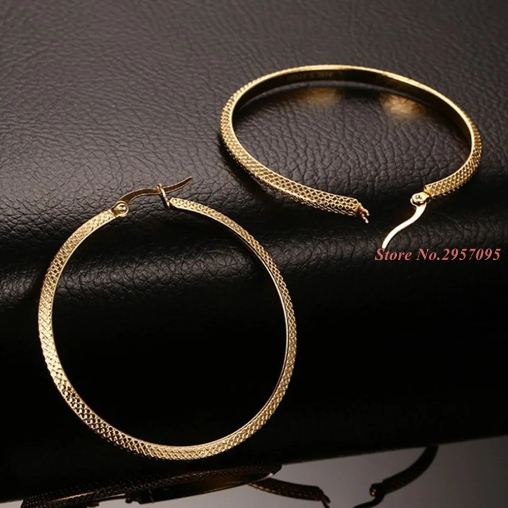 Vysoce Kvalitní Okouzlující Nerezové Oceli Zlaté Náušnice Pro Ženy Značky Šperky Láska Náušnice Holky Piercing Šperky 4