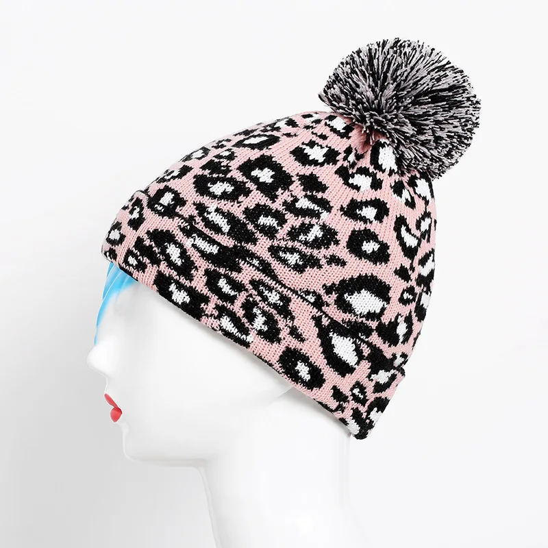 Zimní móda leopard tisk pletené čepice Podzim zimní nové dámské teplé vlněné míč čepice zimní 2